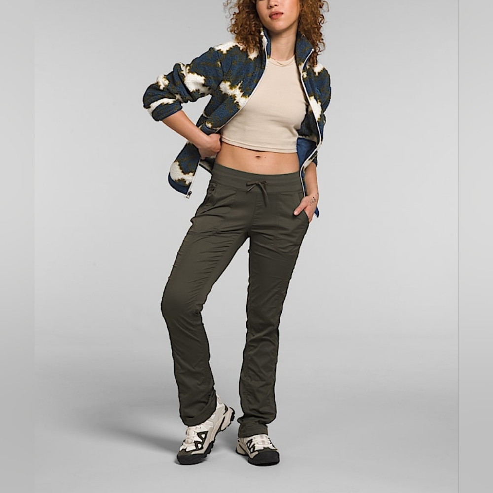The North Face Women’s Aphrodite 2.0 Pants Size M / Short